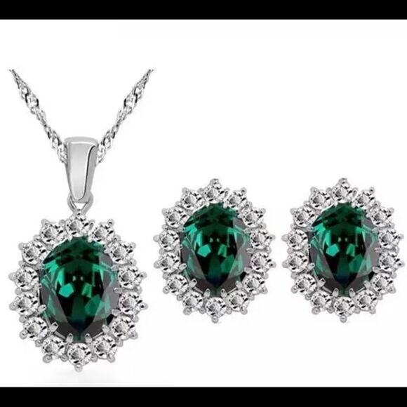 🟢Emerald Green Gemstones Sterling Silver Plated Crystal Rhinestones Jewelry Set - Picture 3 of 5